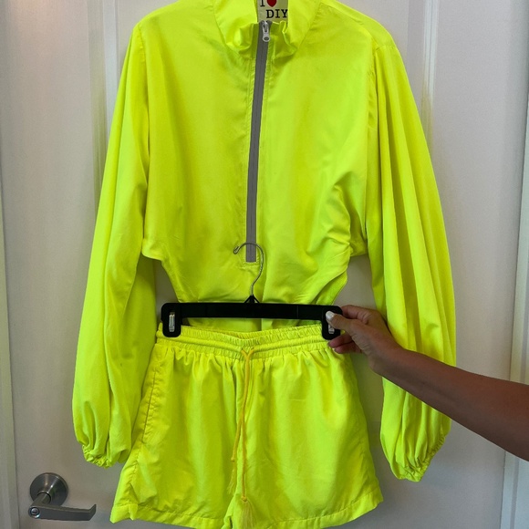 I ❤️ DIY Neon Yellow Windbreaker Bodysuit & Shorts Set Size S - Picture 1 of 16
